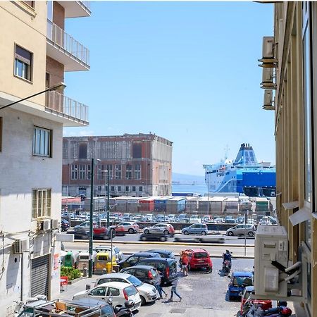 Naples & Love Rooms Exterior photo