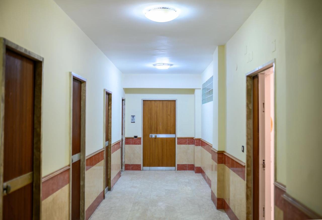 Naples & Love Rooms Exterior photo