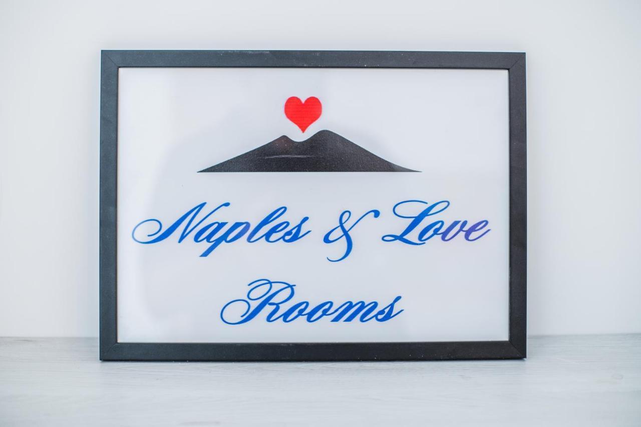 Naples & Love Rooms Exterior photo